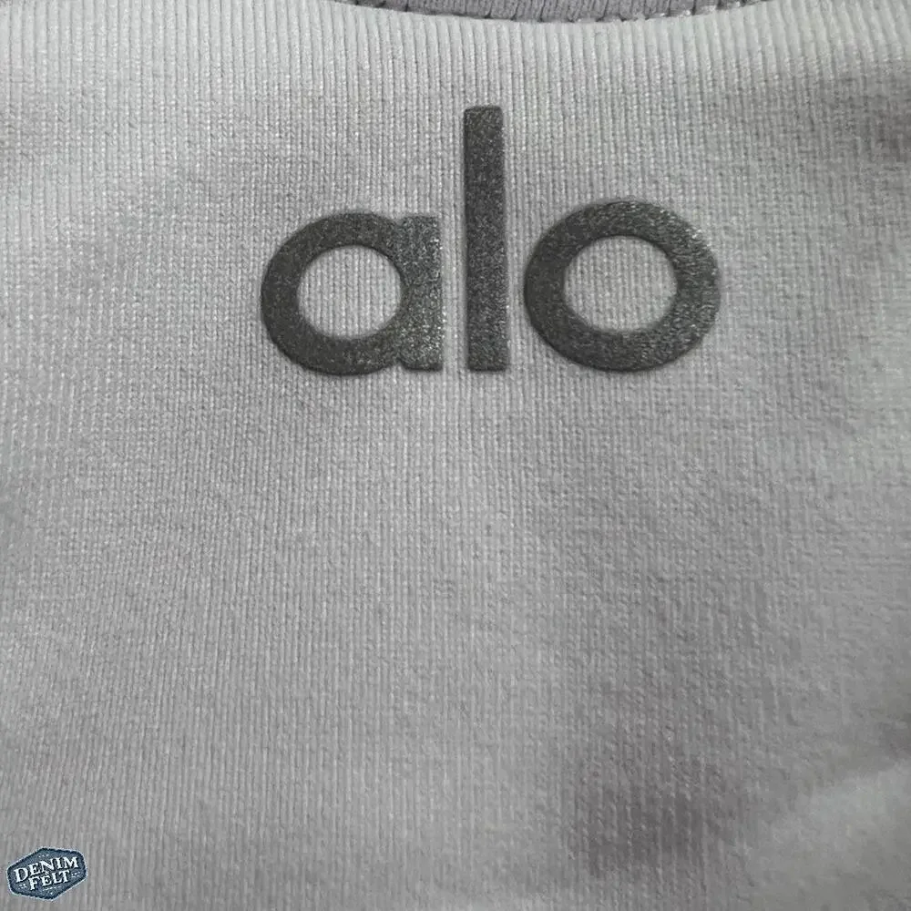ALO Yoga 🚨🚨preloved 🚨🚨